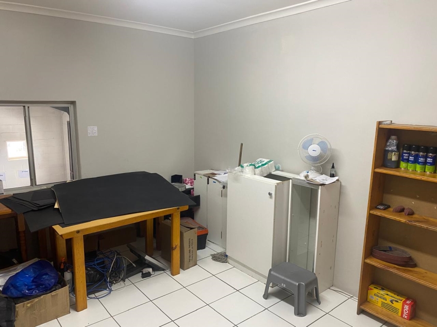 To Let commercial Property for Rent in Stikland Western Cape